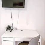 Luminia With Garden, Self Check In Apartmán *