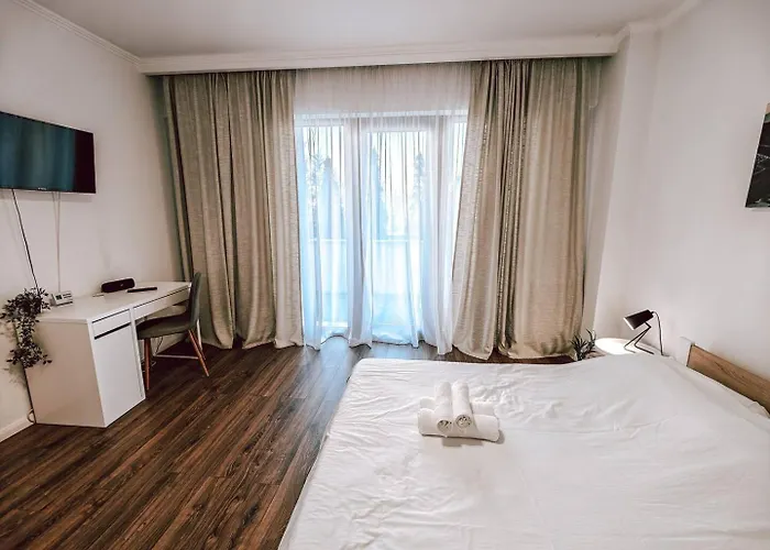 Luminia With Garden Kluž