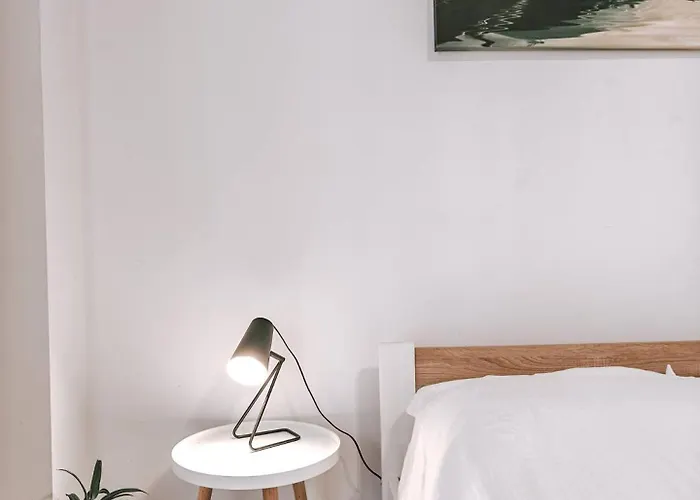 Luminia With Garden Apartmán Kluž