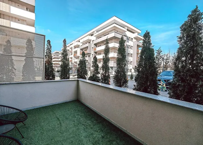 Luminia With Garden Kluž